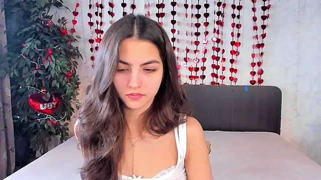 Snapshot of Milana_Crystal_ chatting on 27, 2, 2025 Milana Crystal online show from 27, 2, 2025