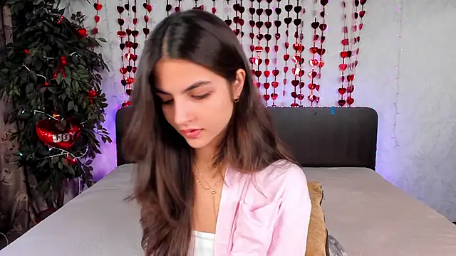 Snapshot of Milana_Crystal_ chatting on 3, 3, 2025 Milana Crystal online show from 3, 3, 2025