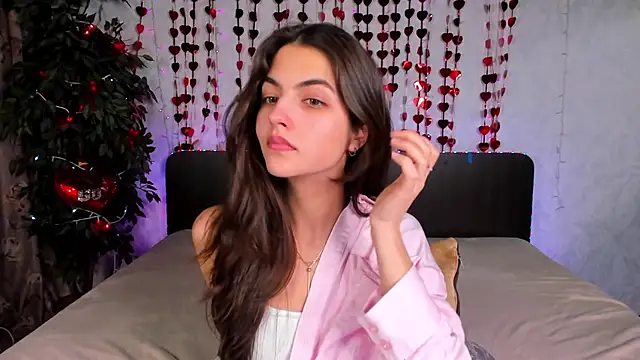 Snapshot of Milana_Crystal_ chatting on 3, 3, 2025 Milana Crystal online show from 3, 3, 2025