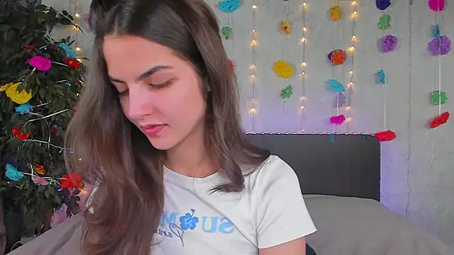 Milana Crystal  online show from 18, 3, 2026