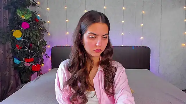 Milana Crystal  online show from 2, 5, 2026