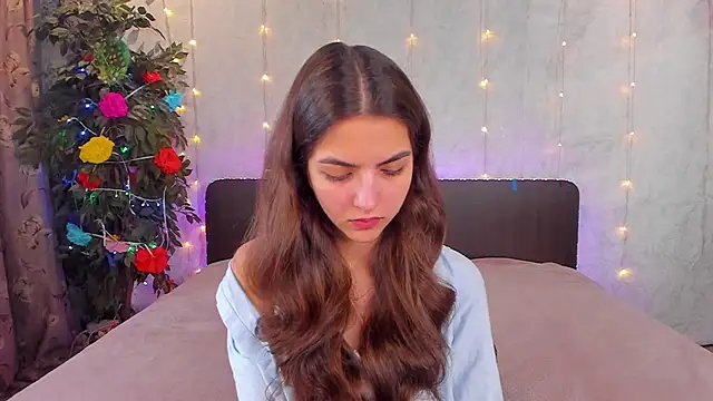 Milana Crystal  online show from 11, 5, 2026