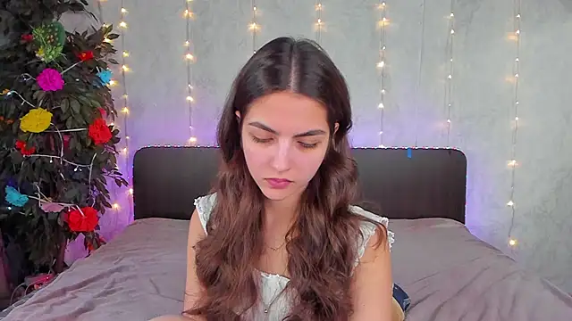 Milana Crystal  online show from 18, 5, 2026