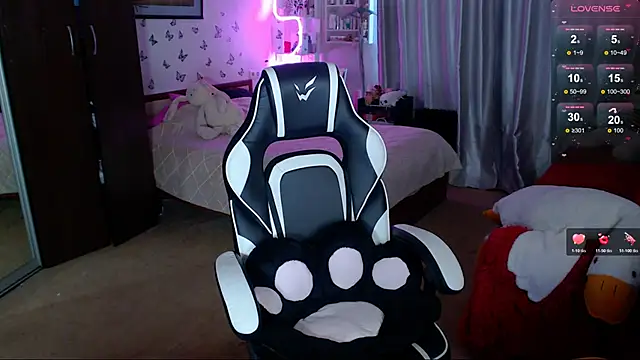 Sidney blush online show from 26, 3, 2026