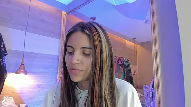 Snapshot of Cori_Paige chatting on 30, 4, 2026 Cori Paige online show from 30, 4, 2026
