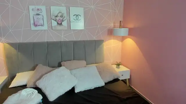 Snapshot of zara__sweet chatting on 6, 3, 2026 zara sweet online show from 6, 3, 2026