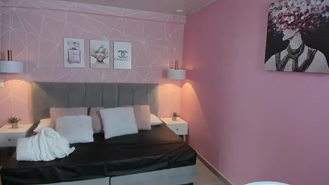 Snapshot of zara__sweet chatting on 1, 4, 2026 zara sweet online show from 1, 4, 2026