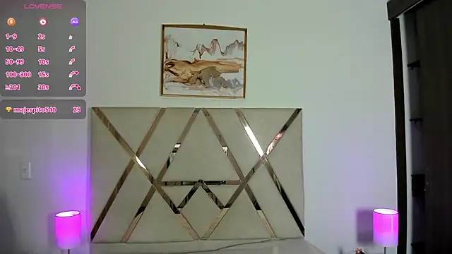 Kylie2211 online show from 17, 9, 2025