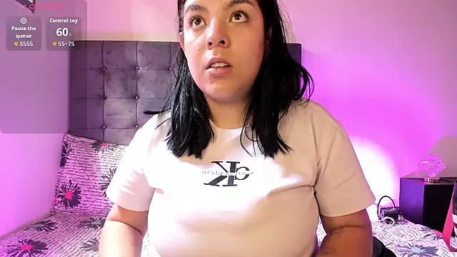 Kylie2211 online show from 19, 11, 2025