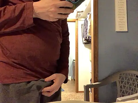 Snapshot of Hebrewhammers42 chatting on 5, 3, 2025 Hebrewhammers42 online show from 5, 3, 2025