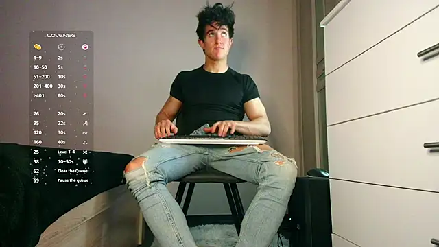 Snapshot of ChristianLevine_ chatting on 29, 3, 2026 ChristianLevine online show from 29, 3, 2026