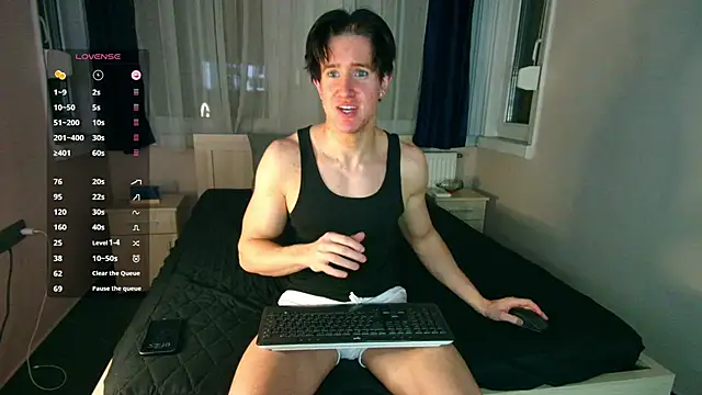 Snapshot of ChristianLevine_ chatting on 10, 4, 2026 ChristianLevine online show from 10, 4, 2026