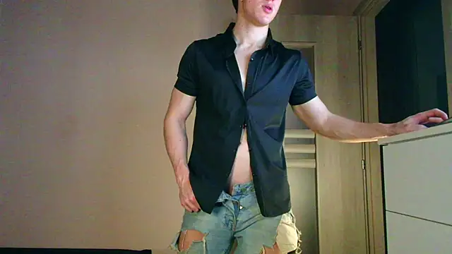 Snapshot of ChristianLevine_ chatting on 15, 7, 2026 ChristianLevine online show from 15, 7, 2026