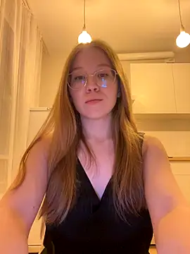 Eva Weyne online show from 30, 10, 2025