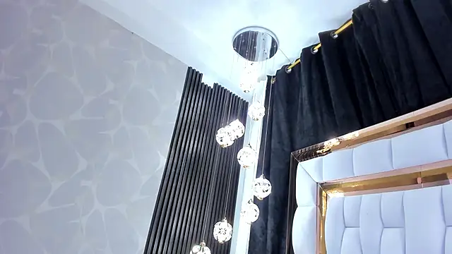 SarayRoyse online show from 29, 9, 2025