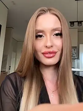 Snapshot of Sweet__Milly chatting on 25, 9, 2025 Sweet Milly online show from 25, 9, 2025