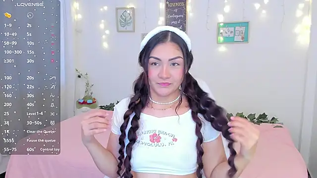 cute baby5 online show from 29, 1, 2025