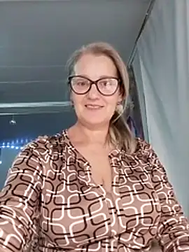 Snapshot of irinamaux chatting on 22, 11, 2025 irinamaux online show from 22, 11, 2025