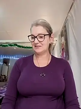 Snapshot of irinamaux chatting on 27, 11, 2025 irinamaux online show from 27, 11, 2025