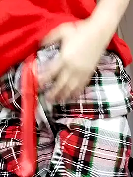 Snapshot of irinamaux chatting on 5, 12, 2025 irinamaux online show from 5, 12, 2025