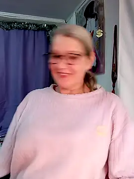 Snapshot of irinamaux chatting on 9, 1, 2026 irinamaux online show from 9, 1, 2026