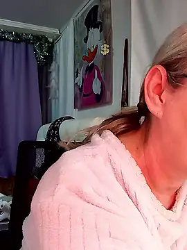 Snapshot of irinamaux chatting on 14, 1, 2026 irinamaux online show from 14, 1, 2026