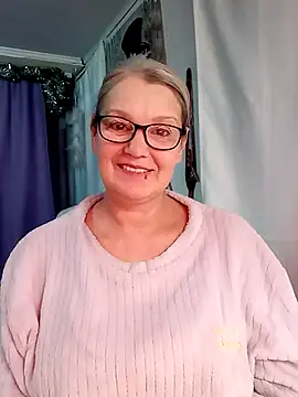 Snapshot of irinamaux chatting on 15, 1, 2026 irinamaux online show from 15, 1, 2026