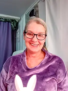 Snapshot of irinamaux chatting on 16, 1, 2026 irinamaux online show from 16, 1, 2026