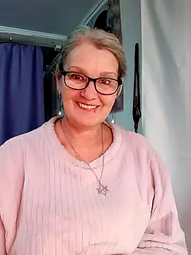 Snapshot of irinamaux chatting on 17, 1, 2026 irinamaux online show from 17, 1, 2026