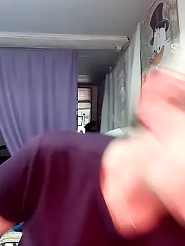 Snapshot of irinamaux chatting on 4, 3, 2026 irinamaux online show from 4, 3, 2026