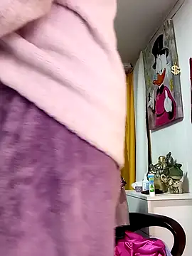 Snapshot of irinamaux chatting on 2, 4, 2026 irinamaux online show from 2, 4, 2026