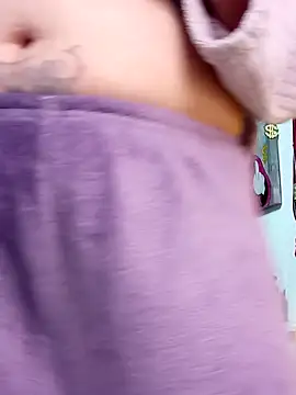 Snapshot of irinamaux chatting on 7, 4, 2026 irinamaux online show from 7, 4, 2026