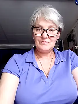 irinamaux online show from 1, 7, 2026