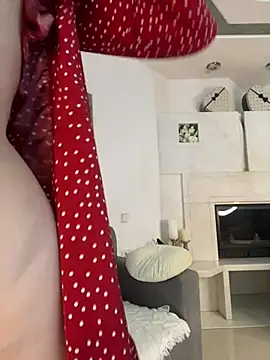 Bella Suns online show from 11, 2, 2025