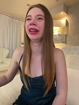 Bella Suns online show from 22, 2, 2025