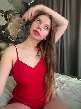 Bella Suns online show from 4, 3, 2025