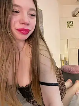Bella Suns online show from 16, 3, 2025