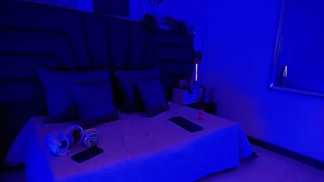 Sofi Perez  online show from 1, 4, 2026