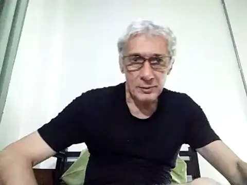 Snapshot of BIGUNCUTHARDCOCK chatting on 11, 3, 2025 BIGUNCUTHARDCOCK online show from 11, 3, 2025