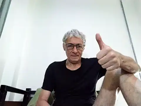 Snapshot of BIGUNCUTHARDCOCK chatting on 15, 3, 2025 BIGUNCUTHARDCOCK online show from 15, 3, 2025