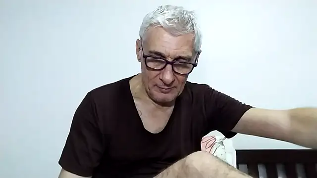 BIGUNCUTHARDCOCK online show from 1, 2, 2026