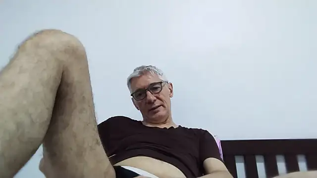 BIGUNCUTHARDCOCK online show from 8, 6, 2026