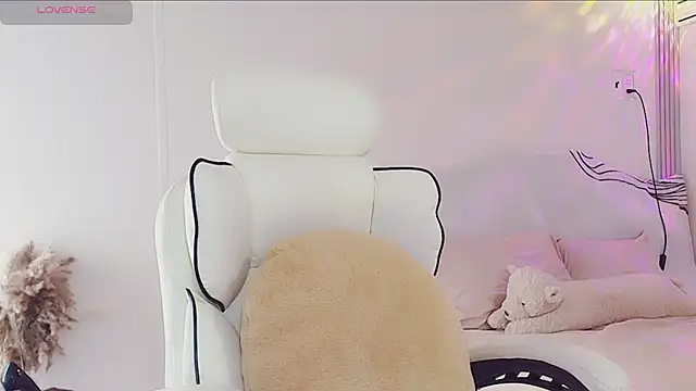 Snapshot of Luli-bae chatting on 26, 9, 2025 Luli-bae online show from 26, 9, 2025