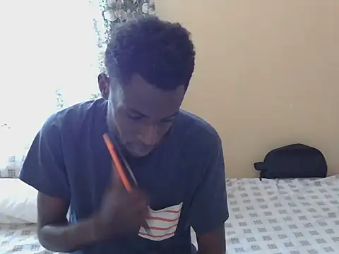 Snapshot of large_blackdick chatting on 23, 9, 2025 large blackdick online show from 23, 9, 2025