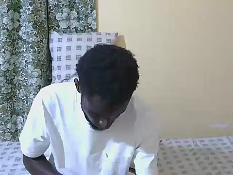 Snapshot of large_blackdick chatting on 25, 9, 2025 large blackdick online show from 25, 9, 2025