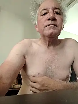 Snapshot of XXCUTHULU23 chatting on 15, 10, 2025 XXCUTHULU23 online show from 15, 10, 2025