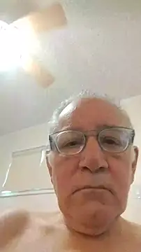 Snapshot of XXCUTHULU23 chatting on 7, 4, 2026 XXCUTHULU23 online show from 7, 4, 2026