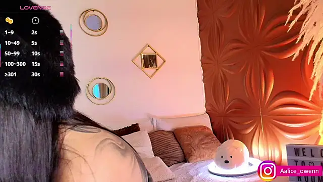 Aliceowenn online show from 28, 9, 2025