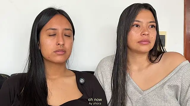 Snapshot of 2SummerLove1 chatting on 12, 1, 2026 2SummerLove1 online show from 12, 1, 2026