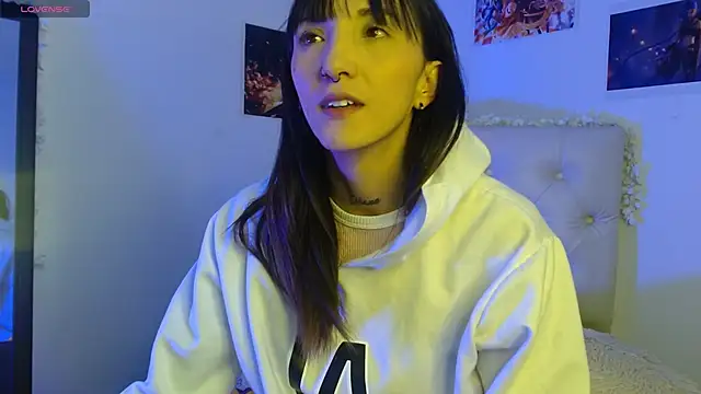 Snapshot of Sakura_and_yuki chatting on 8, 1, 2025 Sakura and yuki online show from 8, 1, 2025
